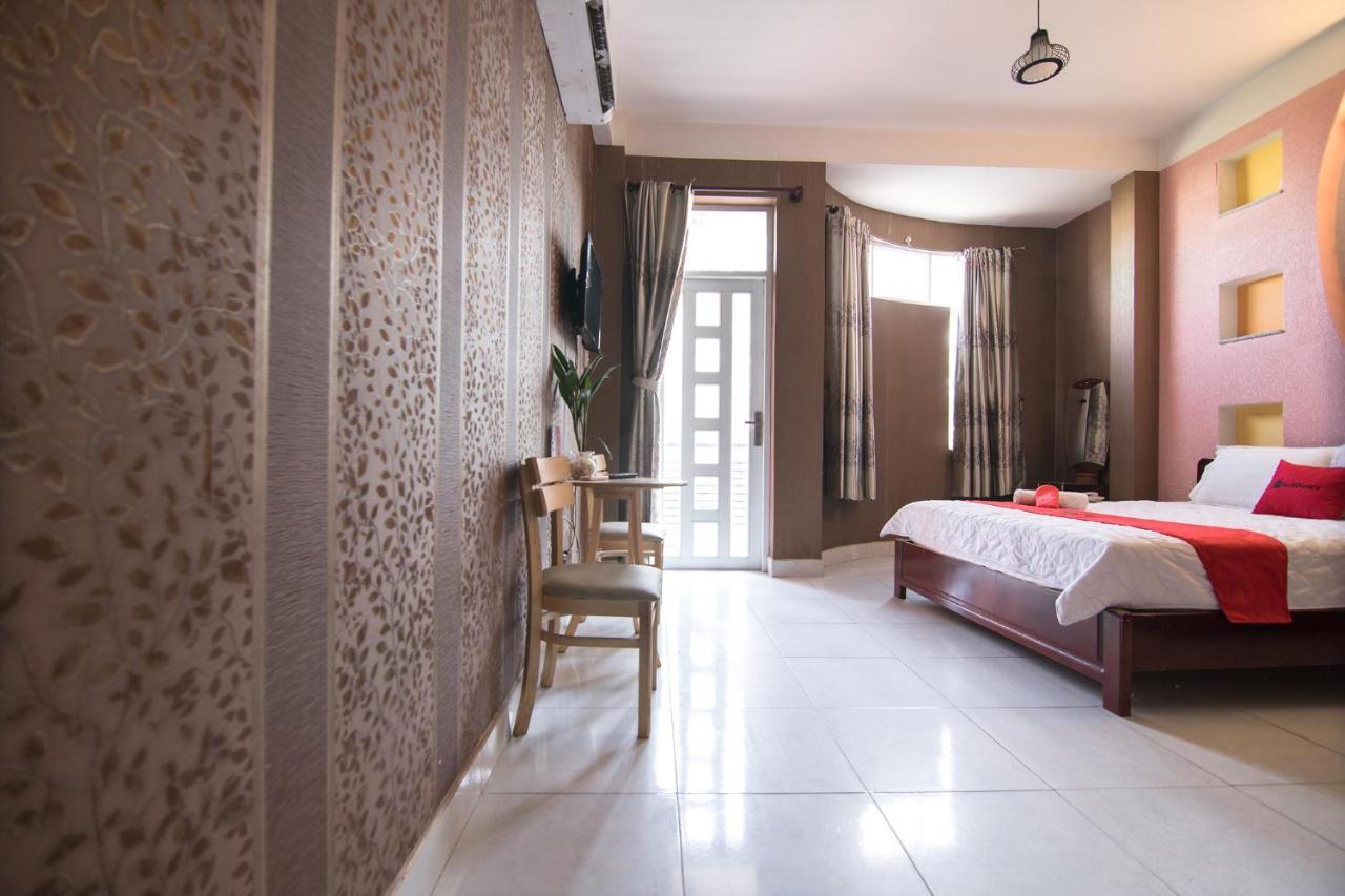 Reddoorz Plus Near Aeon Mall Tan Phu 2 Ho Chi Minh Zewnętrze zdjęcie