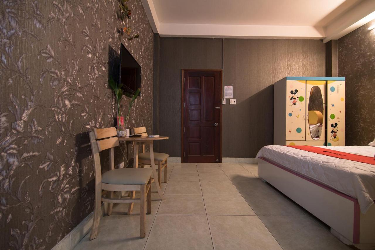 Reddoorz Plus Near Aeon Mall Tan Phu 2 Ho Chi Minh Zewnętrze zdjęcie