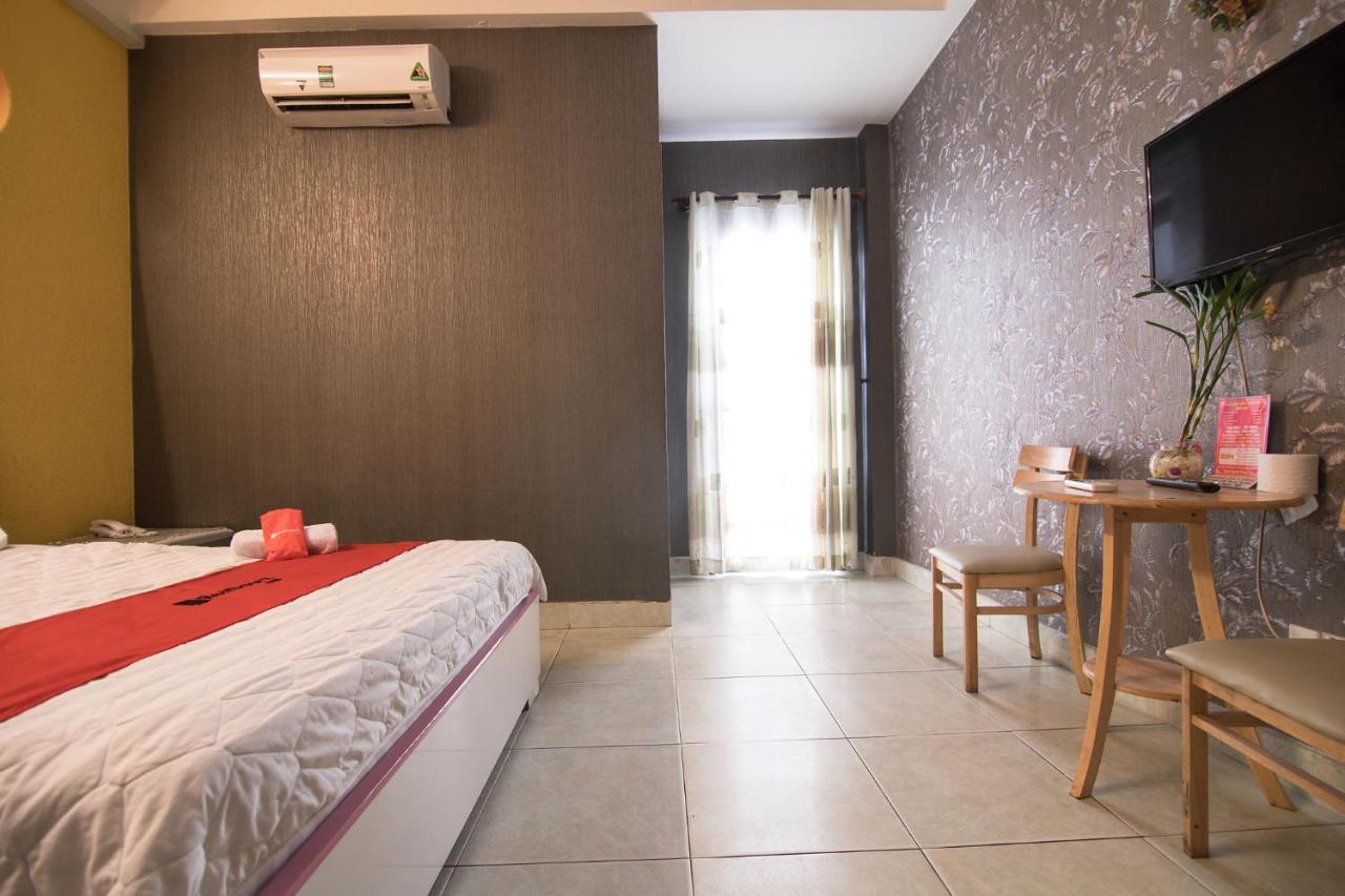 Reddoorz Plus Near Aeon Mall Tan Phu 2 Ho Chi Minh Zewnętrze zdjęcie